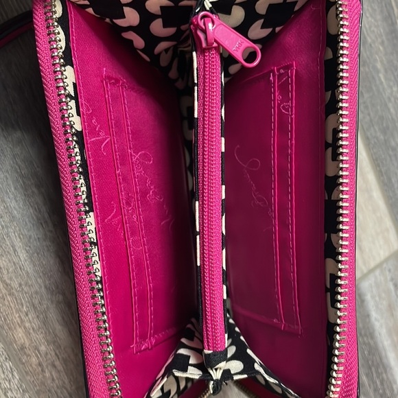 Vera Bradley pink wallet wristlet - Picture 5 of 9